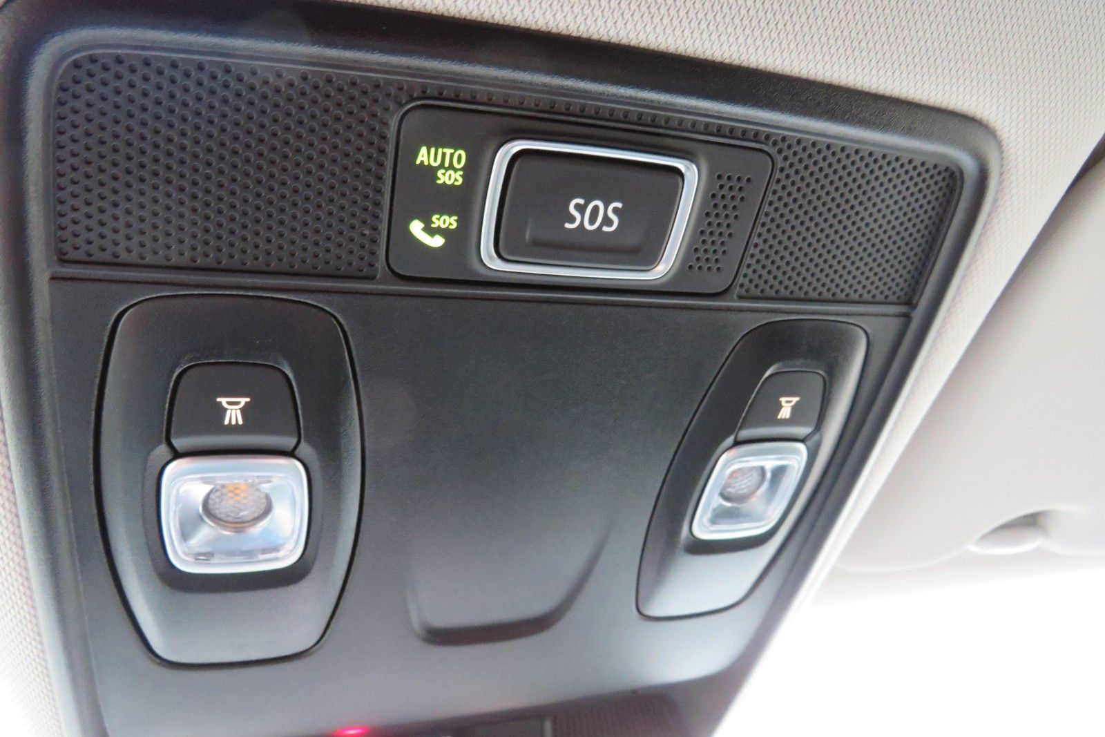 Fahrzeugabbildung Renault Captur II "INTENS" AHK NAVI 18` KAMERA SITZH.