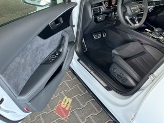 A4 Avant 40 2.0 TDI S Line Competition plus