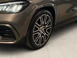 Mercedes-Benz GLA 180 AMG ACC AHK AUT DynLicht Fernlichtass. - Mercedes-Benz GLA 180: Scheckheftgepflegt
