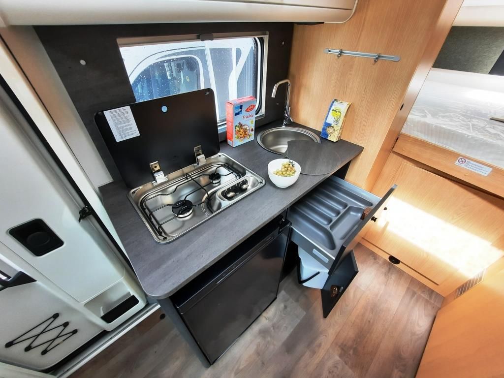 Fahrzeug Übersicht 14 Fahrzeugabbildung Sunlight A 60 Verfüg. / Sparen Sie 4.033,- €