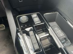 Foto Nummer 19: PEUGEOT 5008
