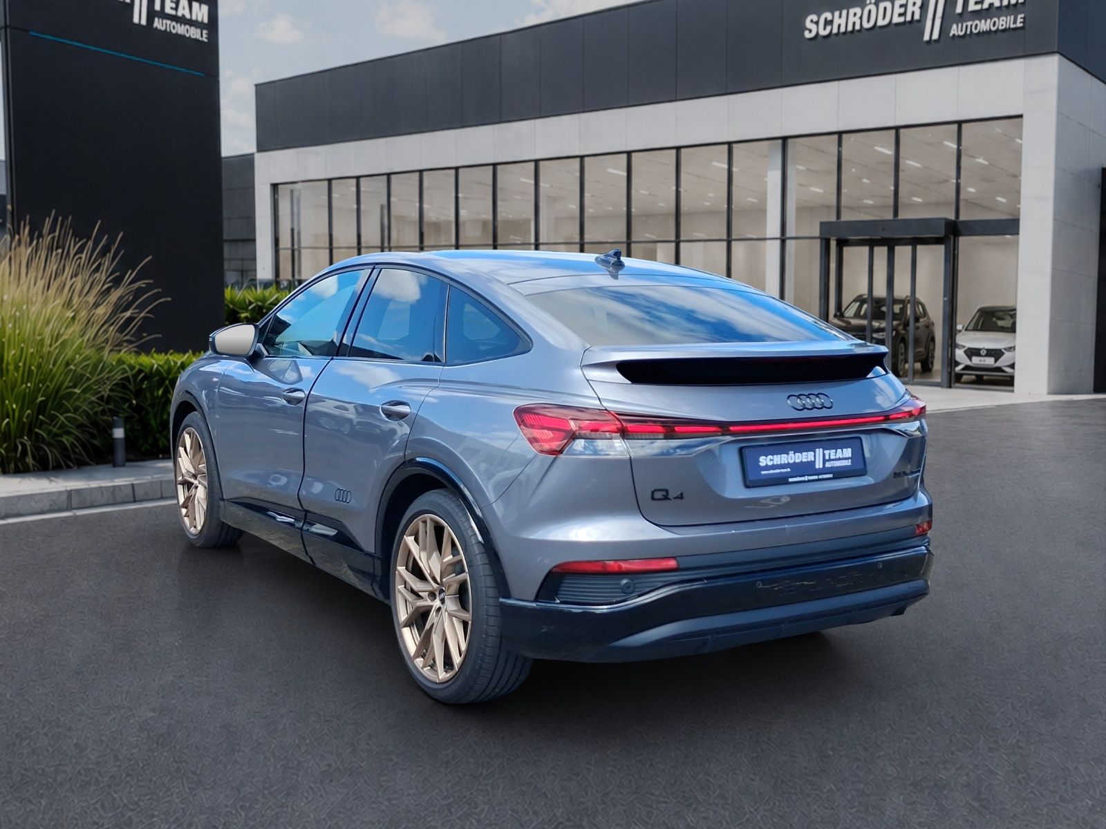Audi Q4 e-tron Sportback 50 e-tron quattro 50 e-tron foto 4
