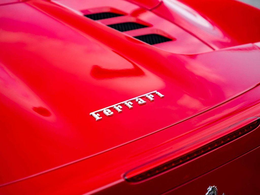 FERRARI 458 SPIDER 4.5I V8 - 571 ch