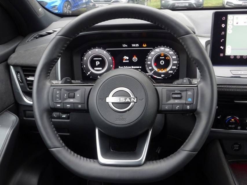 Fahrzeugabbildung Nissan Qashqai 1.3 DIG-T MHEV Automatik Tekna