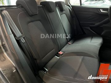 Ford Focus - 11