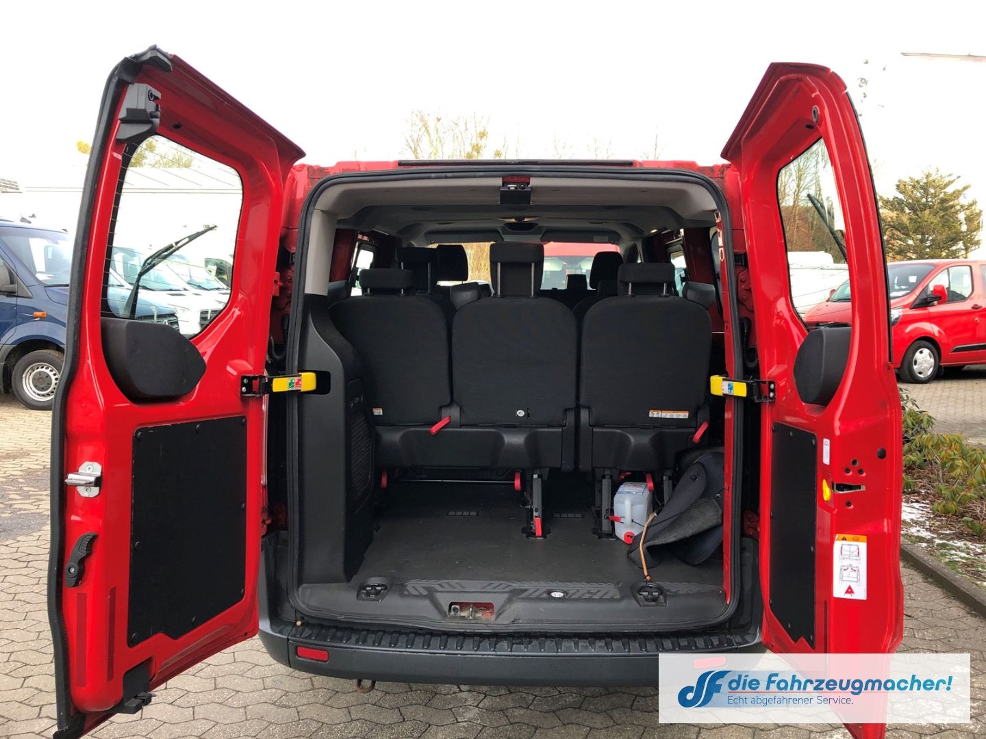 Fahrzeugabbildung Ford Transit Custom Kombi 300 L1 2.2 TDCi*2094 *KLIMA