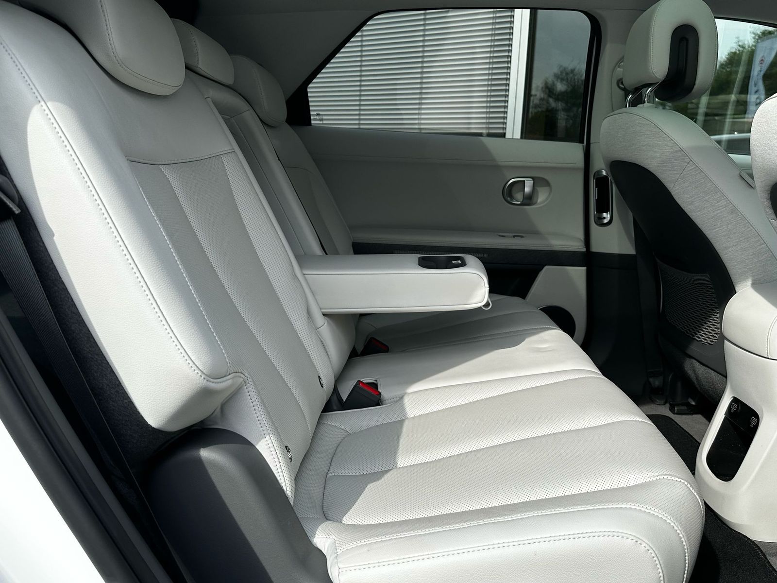 Fahrzeugabbildung Hyundai Ioniq 5 Techniq PANO+LEDER+LED+SHZ+WP+KAMER+ACC+