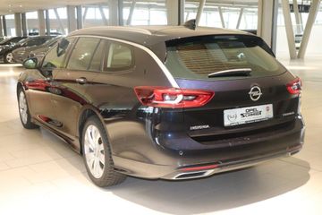 Fotografie des Opel Insignia Sports Tourer 2.0 Diesel Innovation