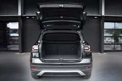 VW T-Cross 1.5 TSI Style*Kamera*Navi*ACC*LED*18"*