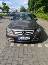 Mercedes-Benz C 220 - Mercedes-Benz 220: Braun, Leder
