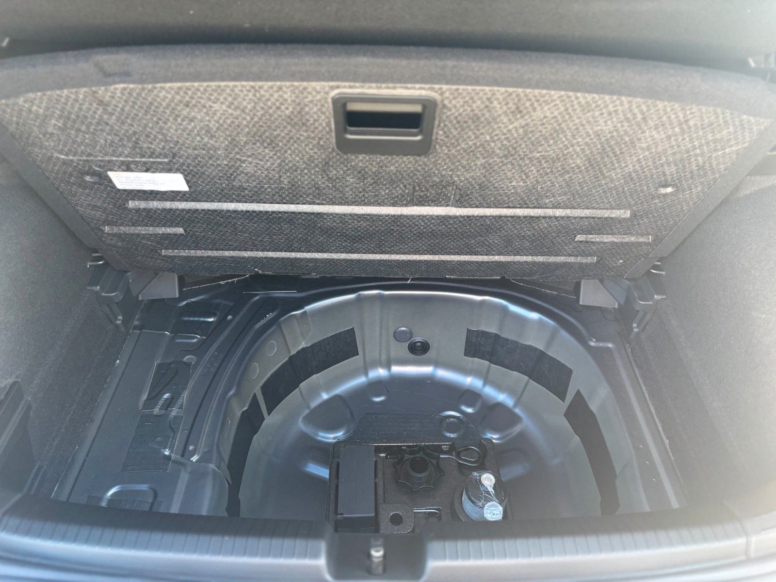 Fahrzeugabbildung Volkswagen Polo VI Life