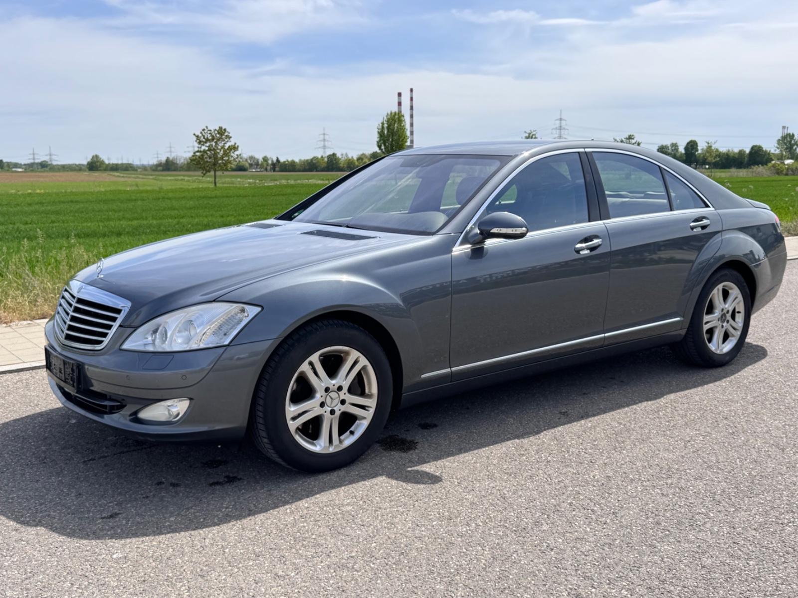 Mercedes-Benz S 500 S Limousine/AHK/SHZ/LEDER/PDC/Xenon