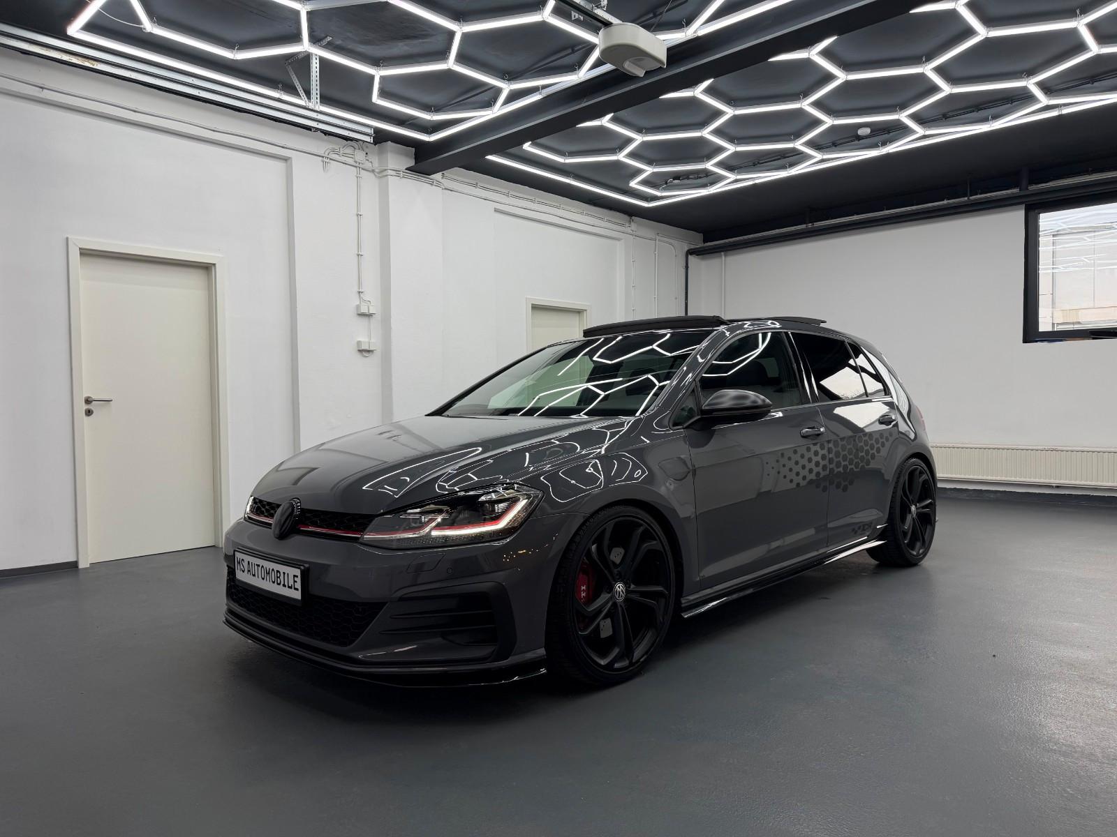 Volkswagen GTI TCR *NARDO*AKRAPOVIC*DCC*PANORAMA*R.KAM