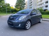 Toyota Yaris 1.8-l-Dual- VVT-i TS 133 PS TÜV Klima  - Toyota Yaris: Ts