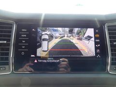 Fahrzeugabbildung Skoda Kodiaq 2.0 TDI DSG Tour *Matrix-LED*NAV*KAM*PDC