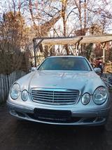 Mercedes-Benz E 240 T CLASSIC Classic - graue Mercedes-Benz E 240
