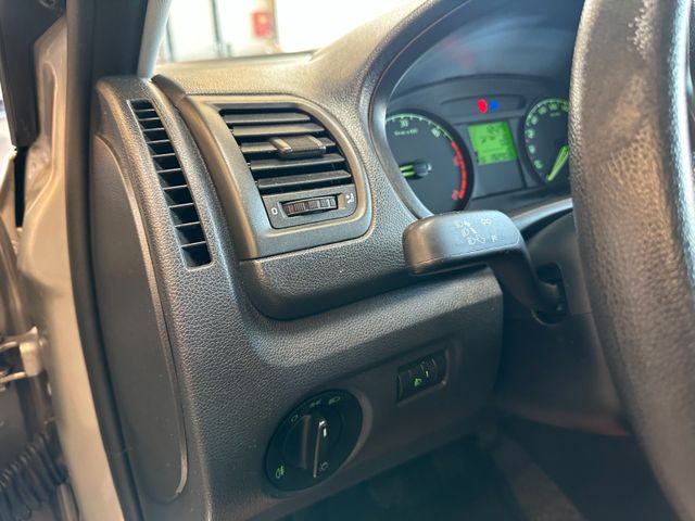 MYAUTOCENTER – Gebraucht- und Jahreswagen mit Werkstattservice in Pfaffenhofen Skoda Fabia *Klima*TÜV NEU*