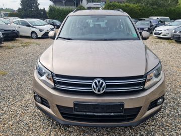 Volkswagen Tiguan - 2