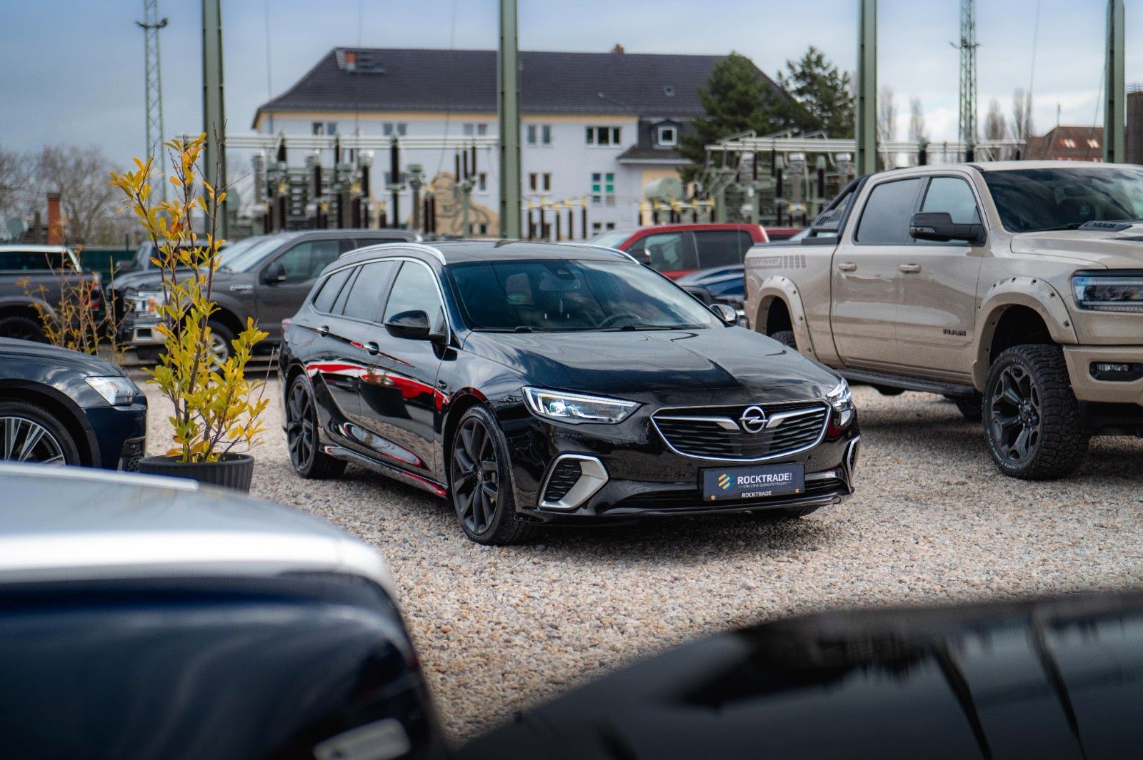 Fahrzeugabbildung Opel Insignia B Sports Tourer GSi 4x4 *ACC*LED*HU*DAB