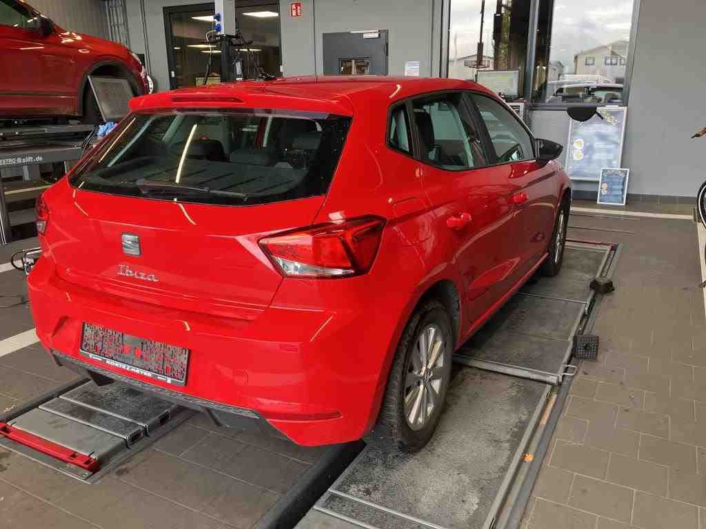 Fahrzeugabbildung SEAT Ibiza TSI Style LED Navi Climatronic GRA SH  LM