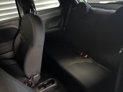 Fahrzeugabbildung Fiat 500 1.0 -- Komfortpaket/ Einparkhilfe/ 15LM