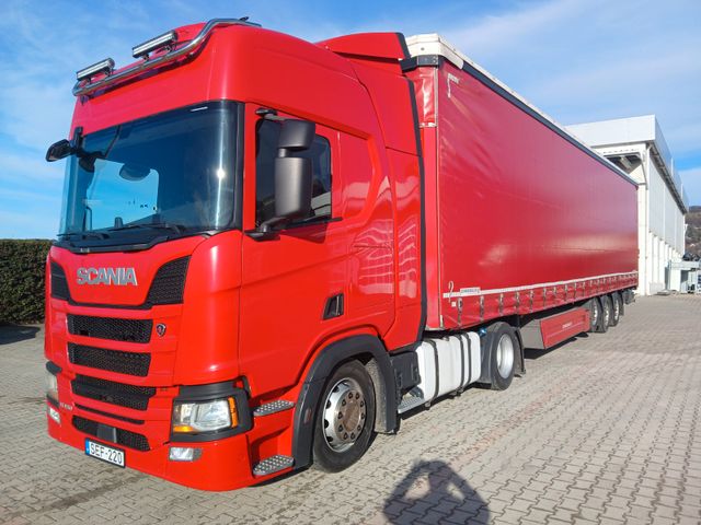 Scania R450 A4X2EB + Schwarzmüller MEGA-Komplettzug