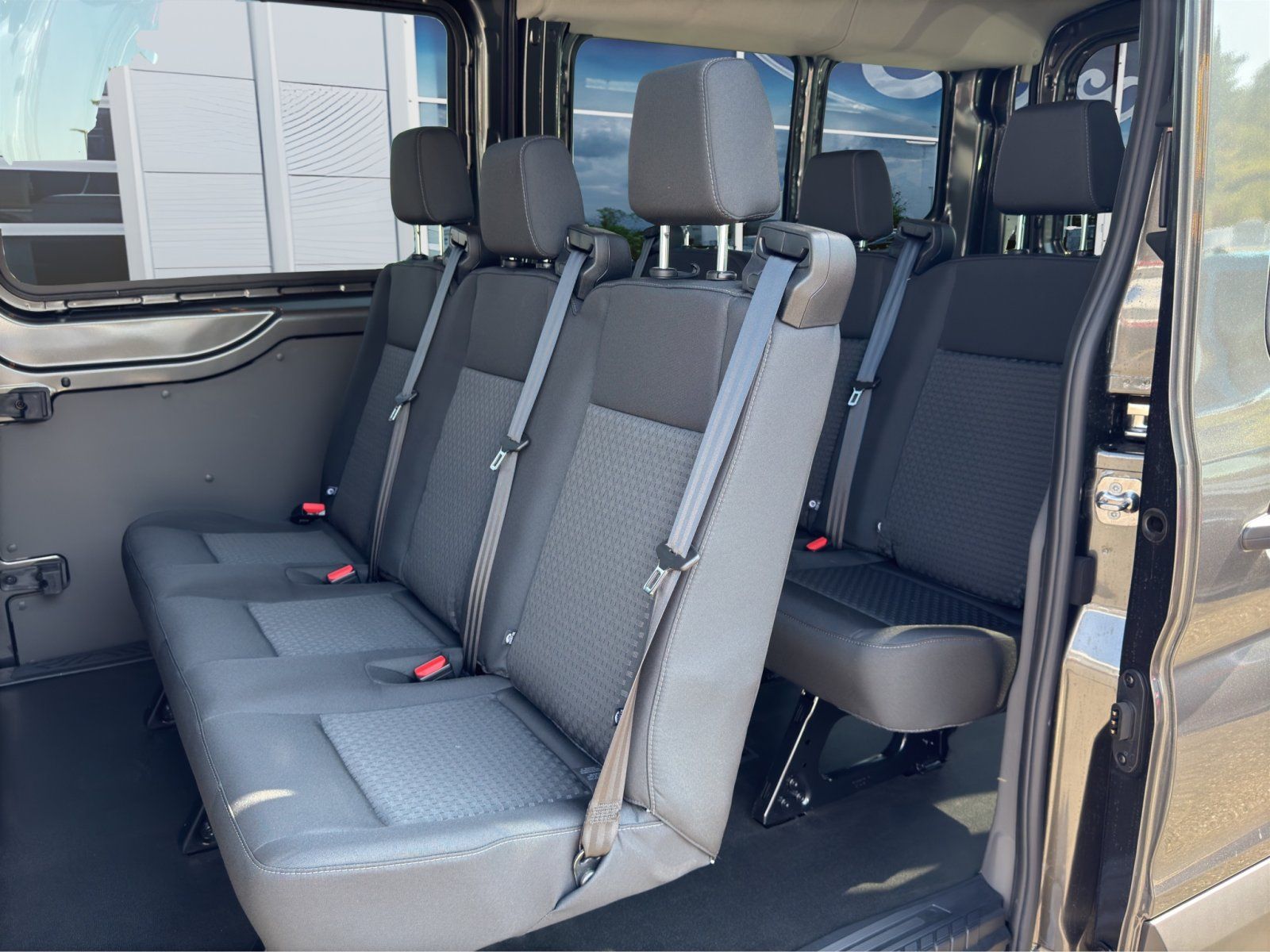 Fahrzeugabbildung Ford Transit  350 L3 Trend