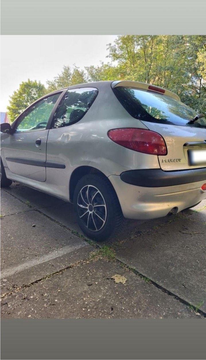 Peugeot 206, Bj. 2001, 158.000 km, fahrber...
