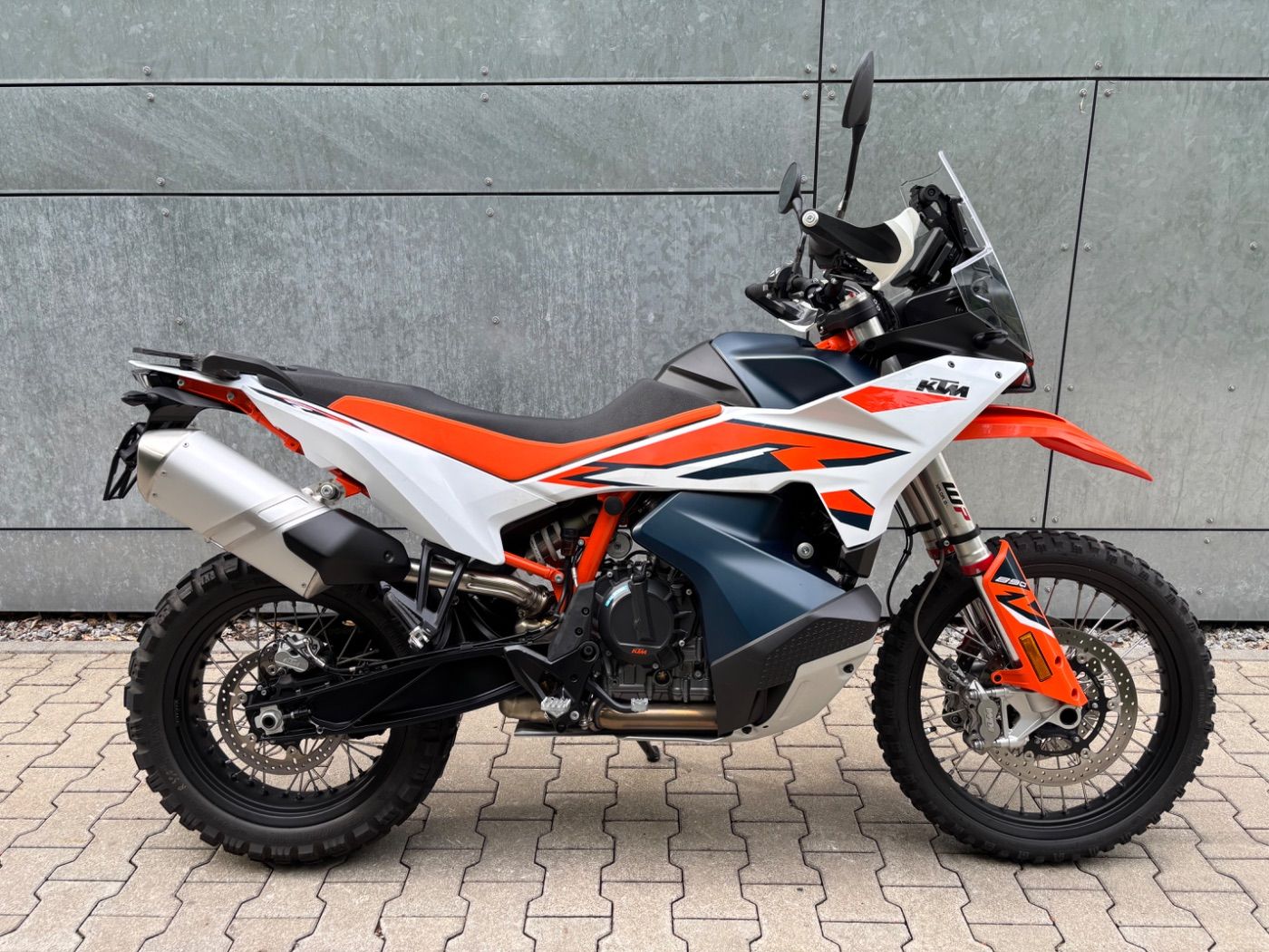 Fahrzeugabbildung KTM 890 Adventure R Tech Pack