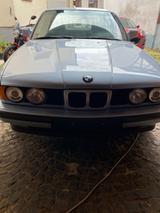 BMW 525 - BMW 5 Series aus 1990