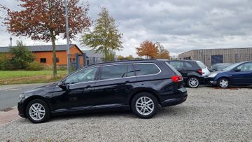 Volkswagen Passat Variant - 2