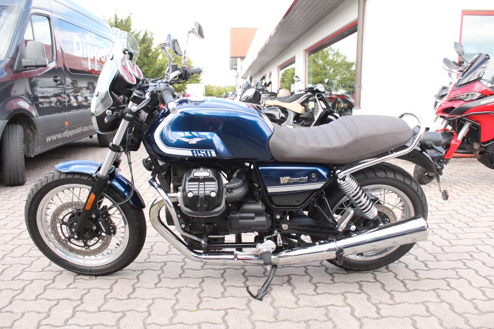 Moto Guzzi V7 850 IV Special