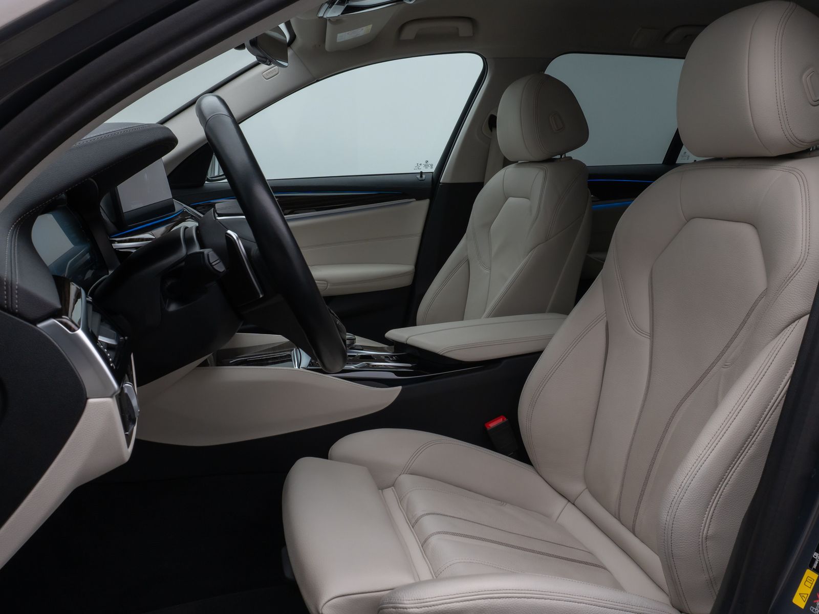 Fahrzeugabbildung BMW 530e Luxury Line Laser Kamera HUD DAB HiFi Sport