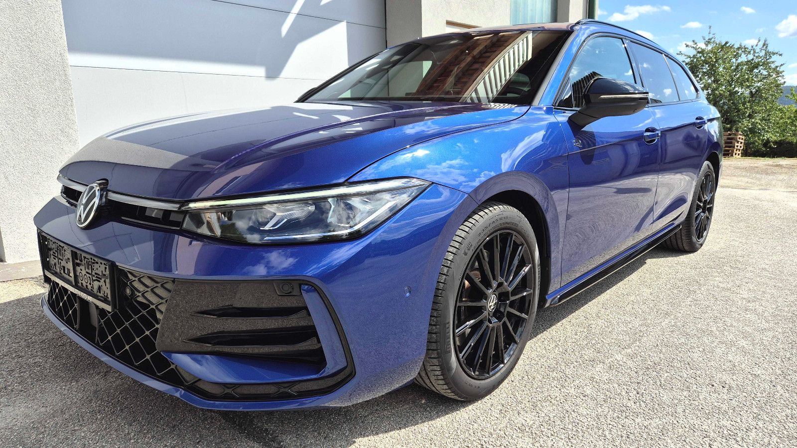 Volkswagen Passat 2.0 TDI DSG 4Motion R-Line; MATRIX+LEDER