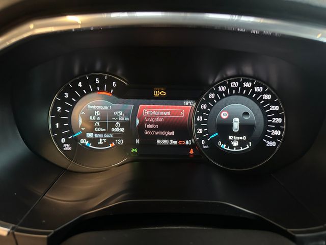 MYAUTOCENTER – Gebraucht- und Jahreswagen mit Werkstattservice in Pfaffenhofen Ford S-Max ST-Line *2. Hand*AHK*Klima*Navi*7-Sitzer*