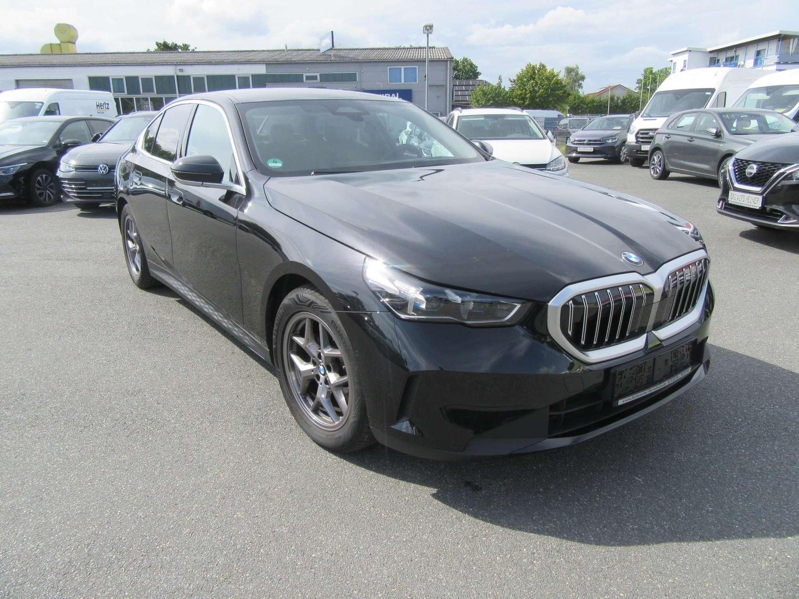 BMW 520 520 i Automatik NEUES MODEL ,
