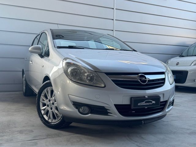 Opel Corsa 1.2 Cosmo-Full Optional