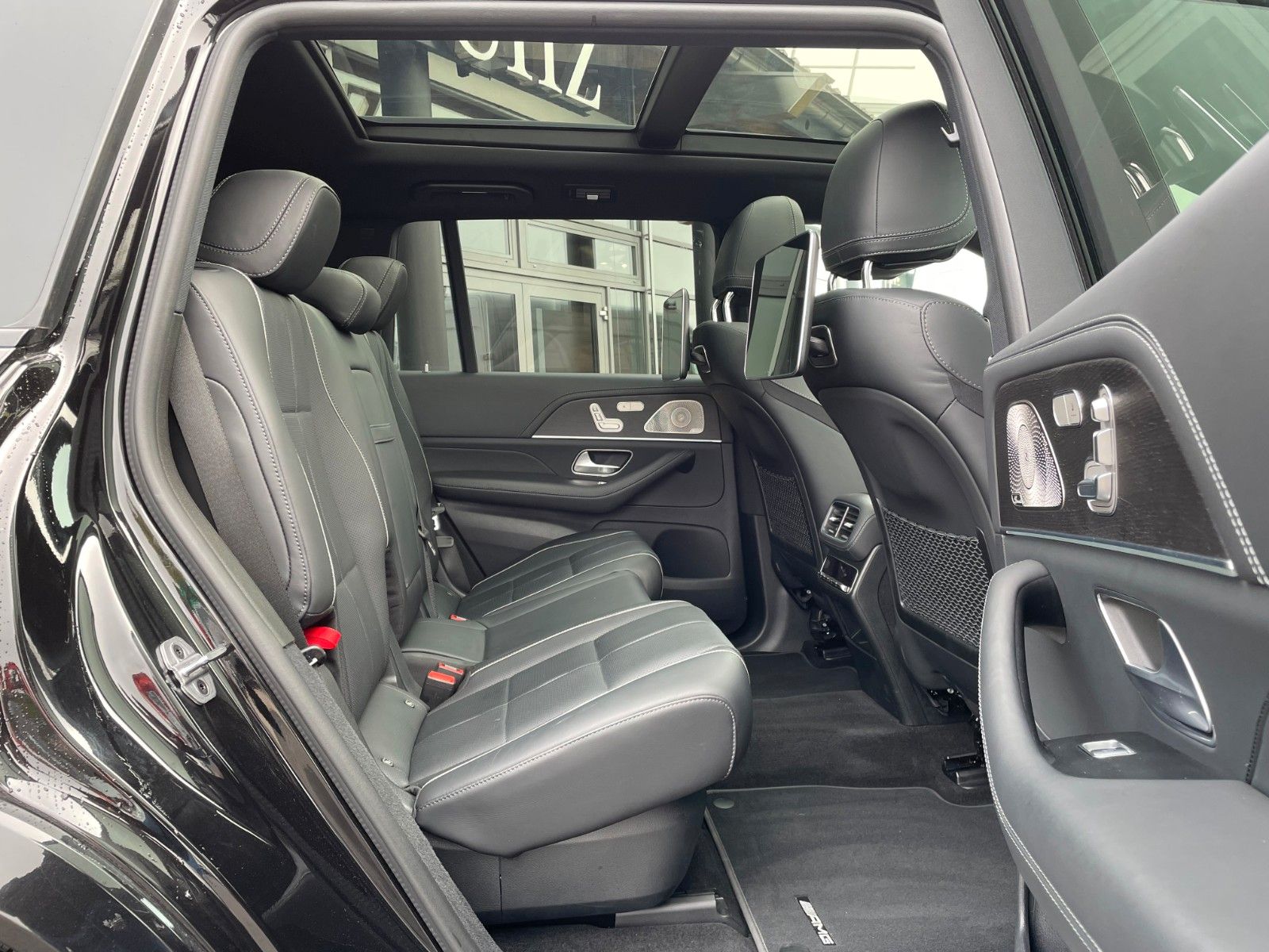 Fahrzeugabbildung Mercedes-Benz GLS 580 4M AMG Pano+AHK+Burm+7Sitz+HUD+Fond+VOLL