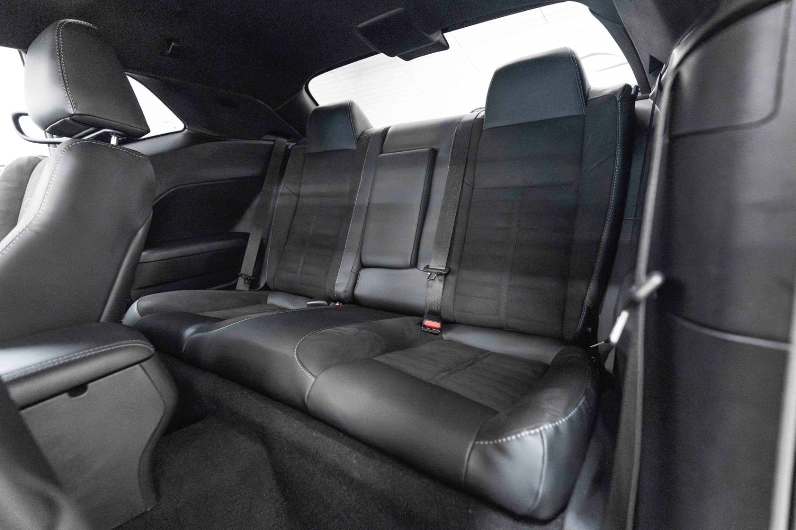 Fahrzeugabbildung Dodge Challenger 3,6L AWD CARPLAY KAM SHZ ALPINE ALC