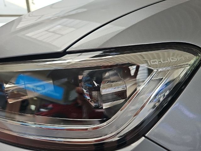 Fahrzeugabbildung Volkswagen T-Roc 1.5 l TSI DSG MOVE LED AHK NAVI MFL