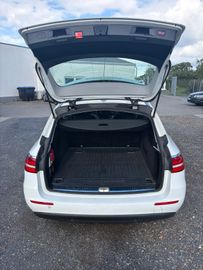 Mercedes E 200 - 6