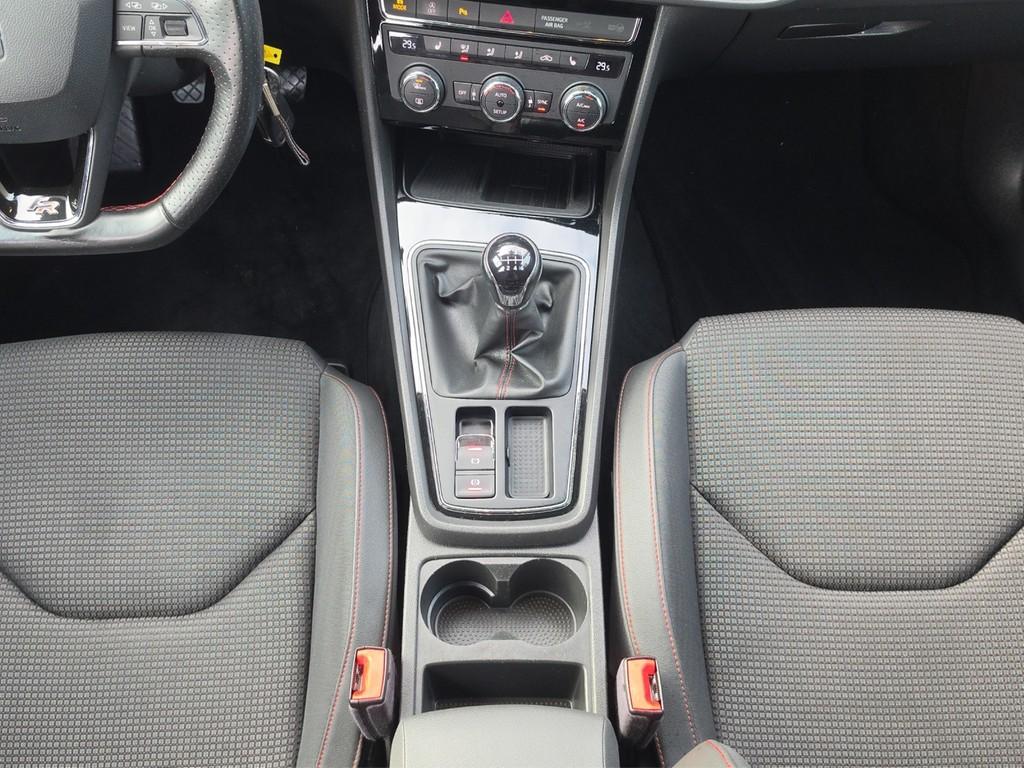 Seat Leon 1.8 TSI FR VOLL-LED*NAV*TEMP*SHZ*PDC*NEBEL*