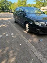 Volkswagen VW passat 2,0 TDl Automatik - Volkswagen Passat aus 2008: Kombi