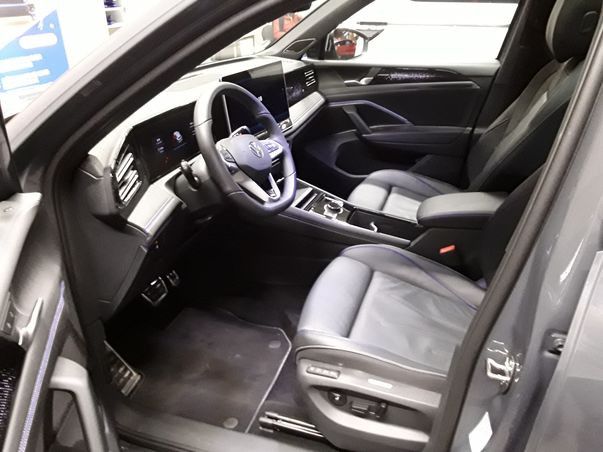 Tiguan 1.5 TSI eHYBRID R-LINE BLACKSTYLE MATRIX+