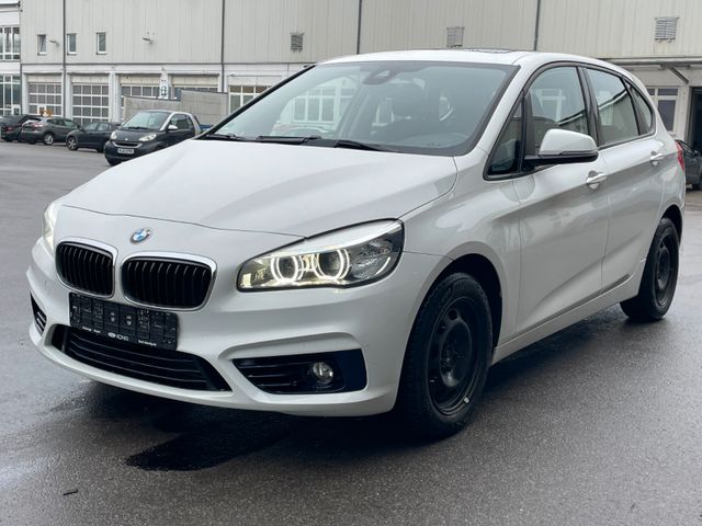 BMW 218d Active Tourer Sport Line Aut *PANO*LED*NAVI