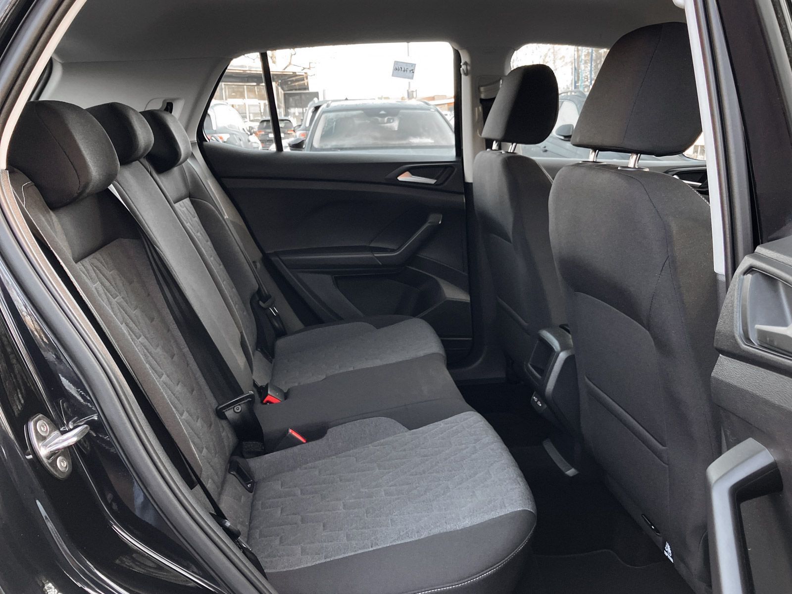 Volkswagen T-Cross - Bild 13