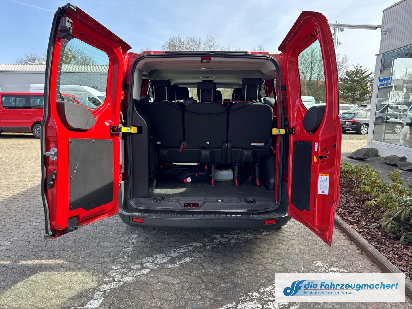 Fahrzeugabbildung Ford Transit Custom Kombi 300 L1 2.2 TDCi *8427 Expor