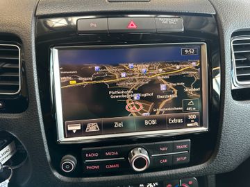 MYAUTOCENTER – Gebraucht- und Jahreswagen mit Werkstattservice in Pfaffenhofen Volkswagen Touareg *MEMORY*PANO*KEYLESS*AHK*StandHZ*PDC*