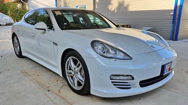 Porsche Panamera 4S PDK