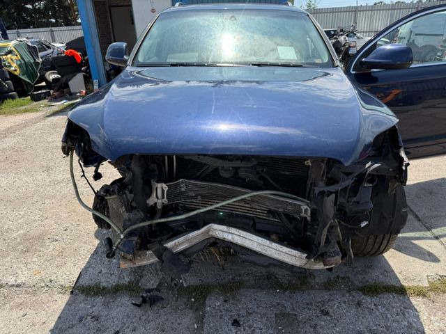 Audi Q7 3.0 TDI (DPF) quattro tiptronic